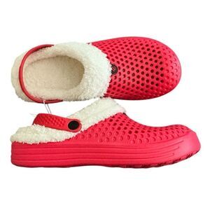 Red Plush-Lined Perforated Comfort Shoes Clogs 9 NWOB